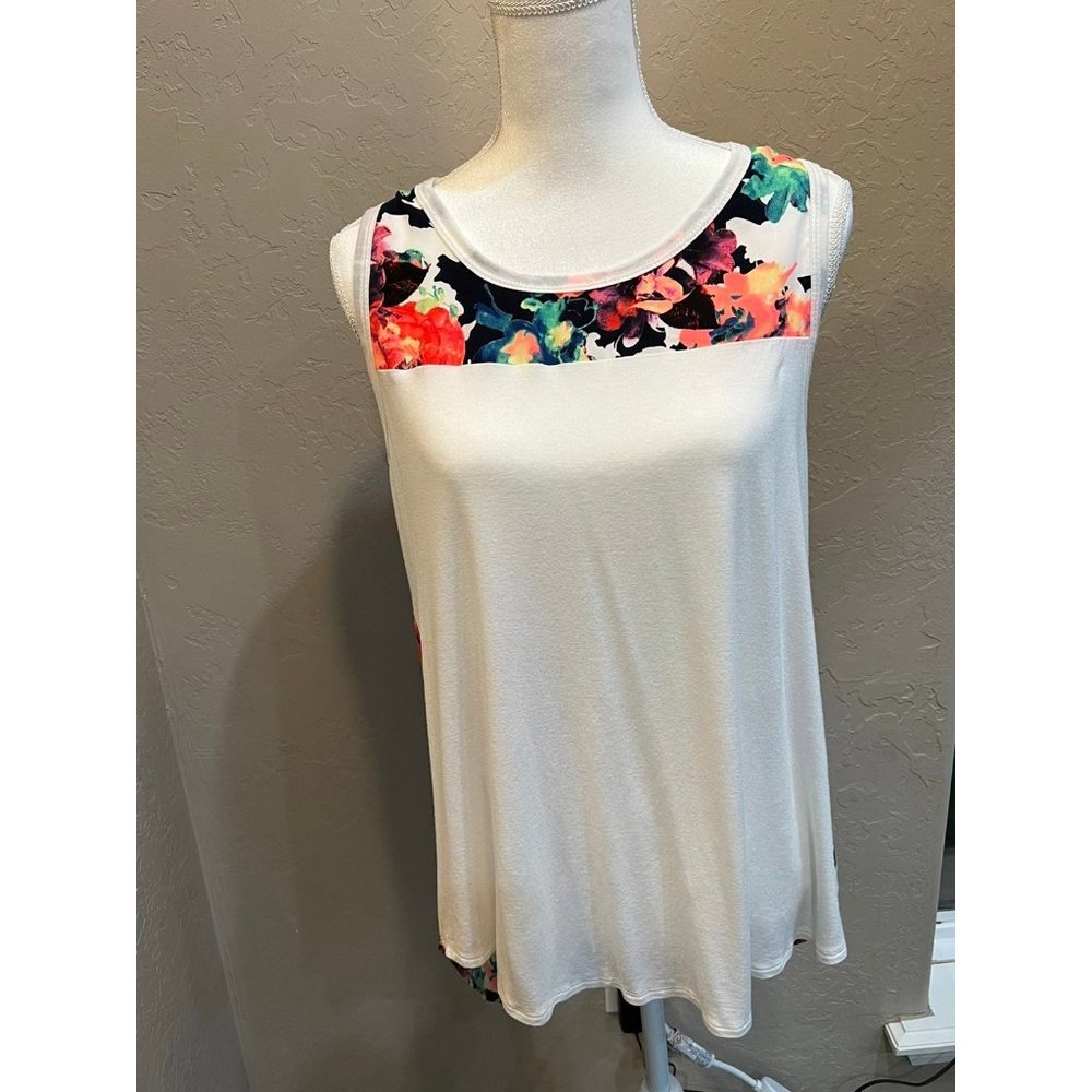 12pm‎ By Mon Ami women's Sleeveless Blouse